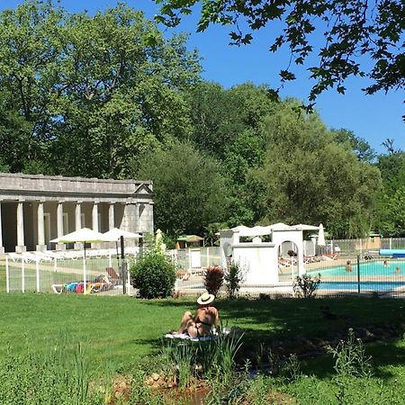 Camping 3 Etoiles - Piscine Chauffee - Vue Montagne Saint-Girons  Εξωτερικό φωτογραφία