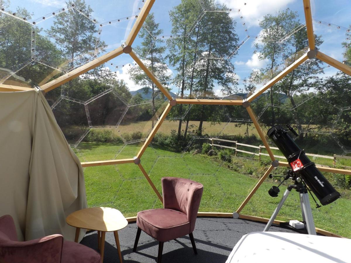Camping 3 Etoiles - Piscine Chauffee - Vue Montagne Saint-Girons  Εξωτερικό φωτογραφία