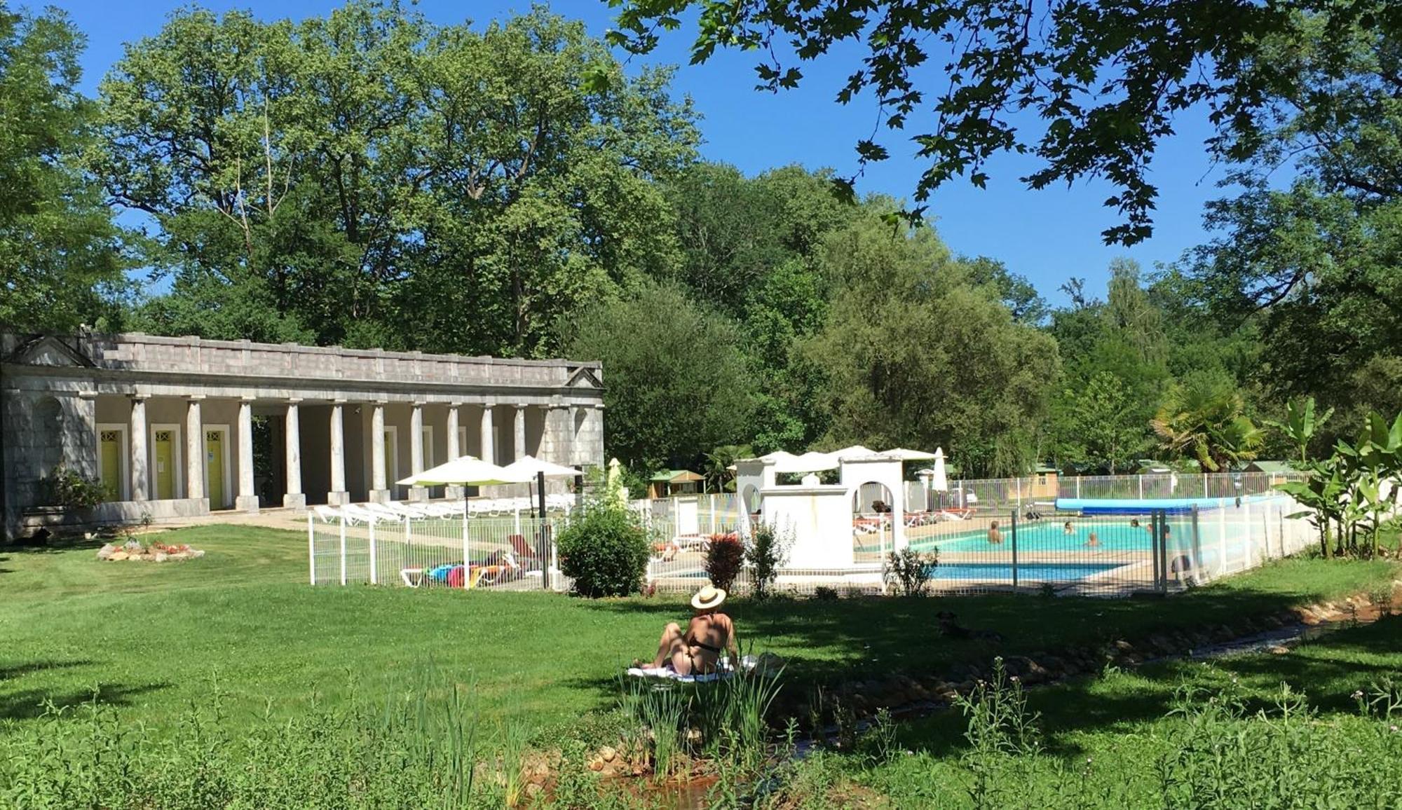Camping 3 Etoiles - Piscine Chauffee - Vue Montagne Saint-Girons  Εξωτερικό φωτογραφία