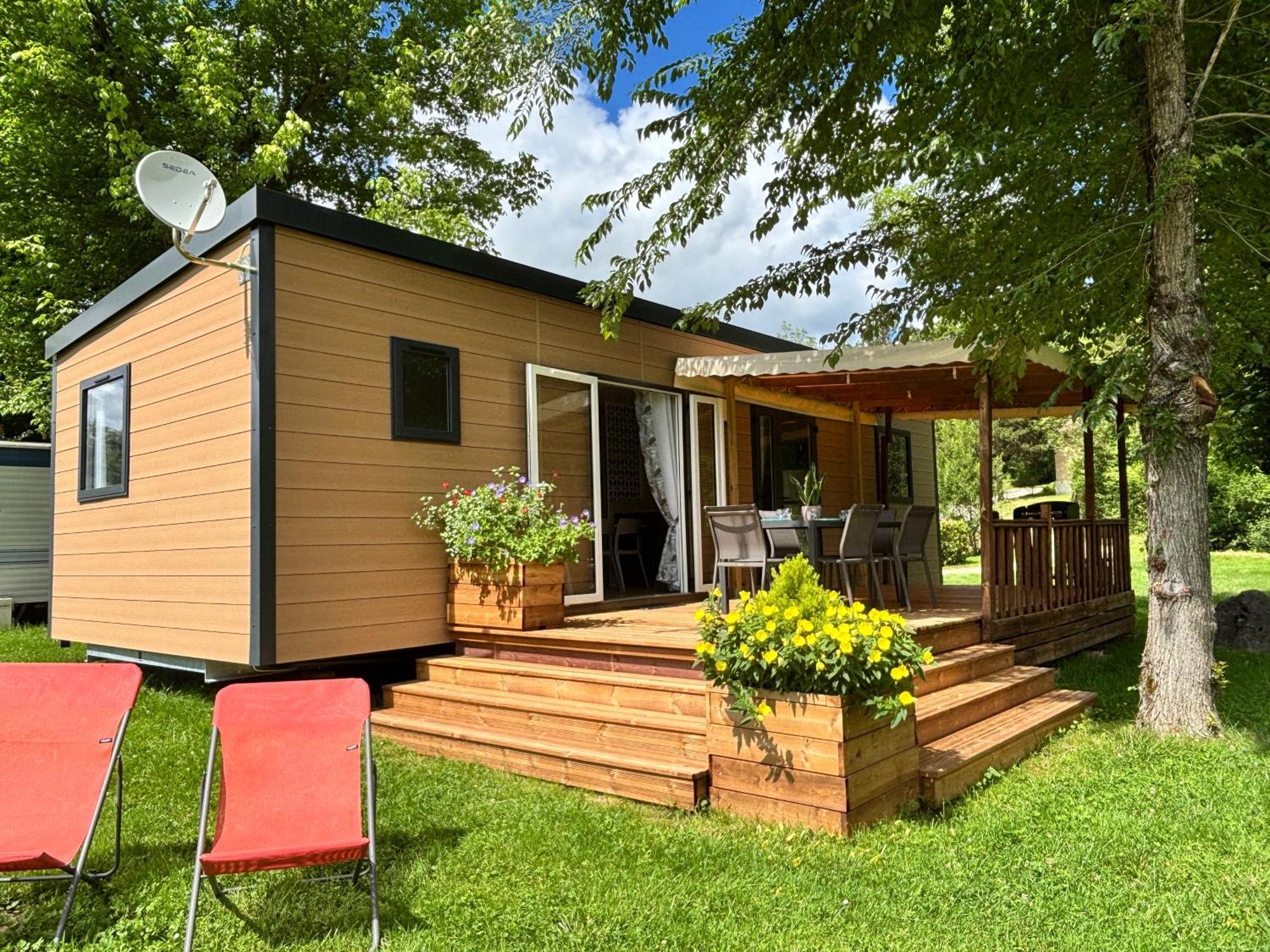 Camping 3 Etoiles - Piscine Chauffee - Vue Montagne Saint-Girons  Εξωτερικό φωτογραφία