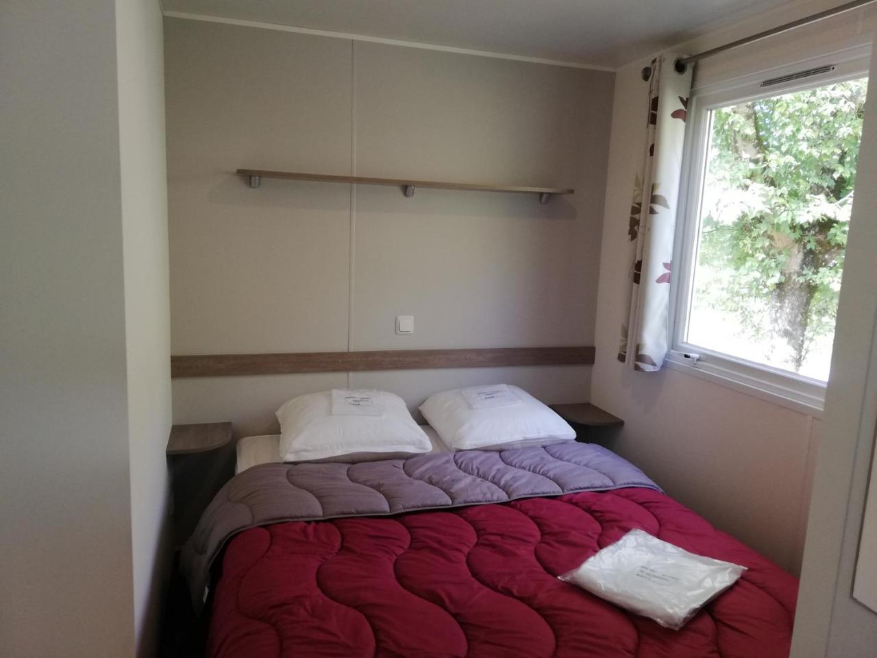 Camping 3 Etoiles - Piscine Chauffee - Vue Montagne Saint-Girons  Εξωτερικό φωτογραφία