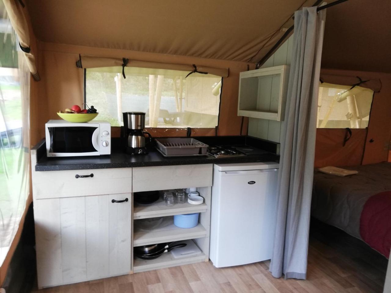 Camping 3 Etoiles - Piscine Chauffee - Vue Montagne Saint-Girons  Εξωτερικό φωτογραφία